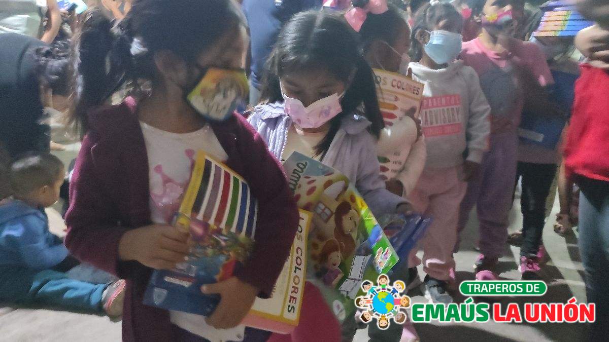 ¿Dónde donar libros usados en Pachacámac? ¡Nosotros vamos por ellos!