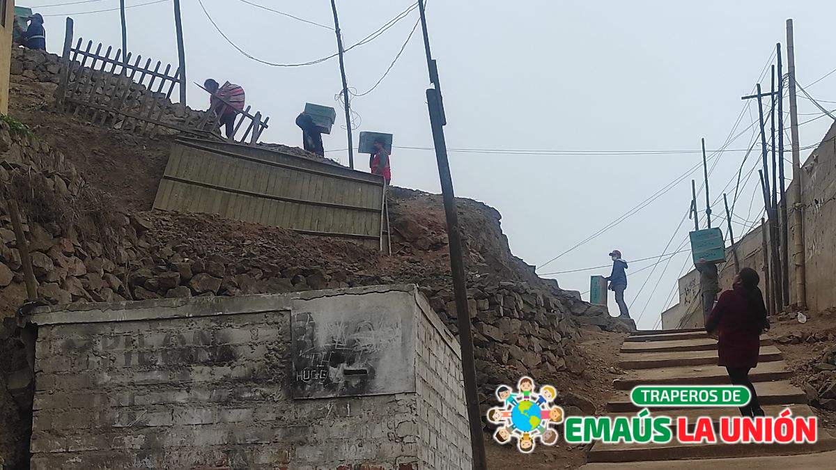 Dónde Donar Ropa Usada en Puente Piedra: Guía Completa de Recojo a Domicilio