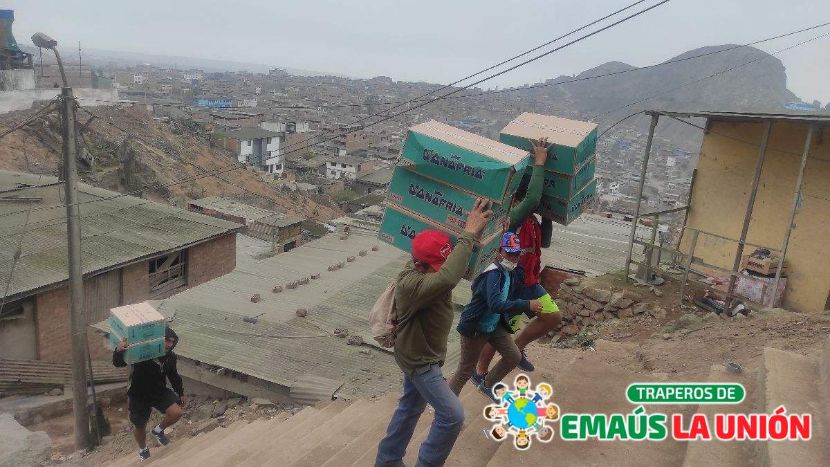 ¡Tus Juguetes Usados Hacen Sonreír a Otros Niños!