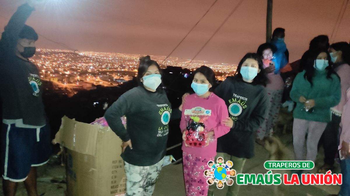 ¡Libera espacio y ayuda con la recolección de ropa usada en San Juan de Miraflores!